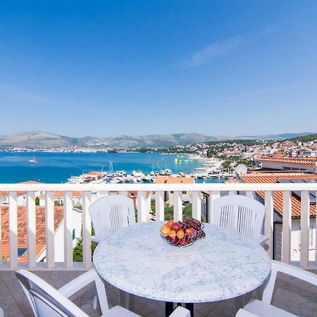 Apartmani Juric Trogir Ngoại thất bức ảnh