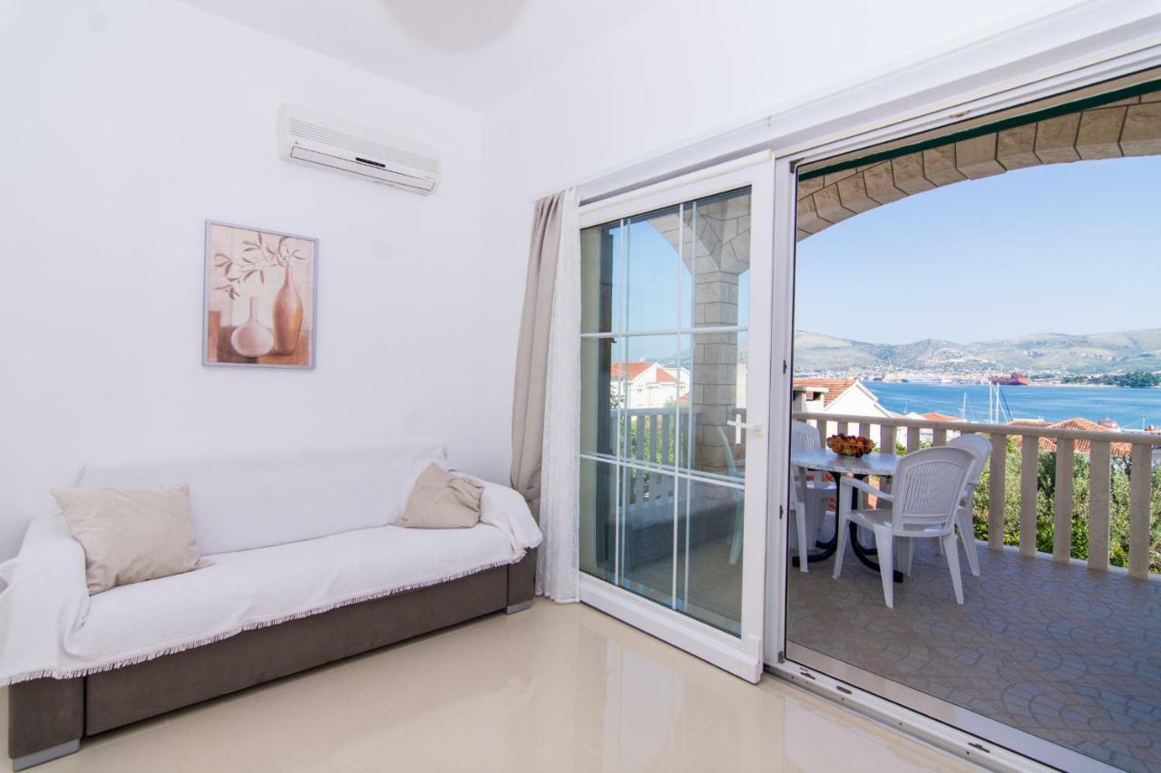 Apartmani Juric Trogir Ngoại thất bức ảnh