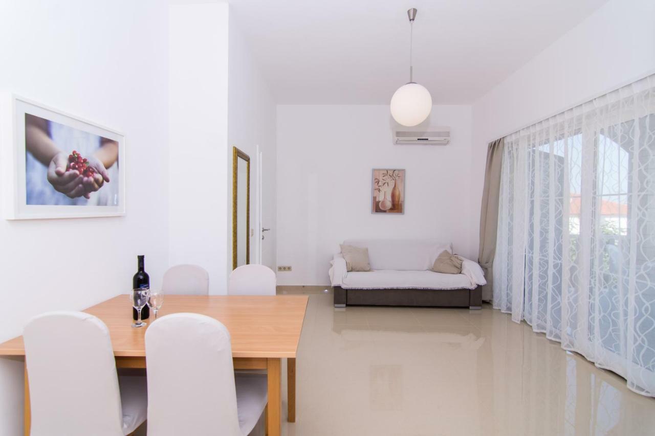 Apartmani Juric Trogir Ngoại thất bức ảnh