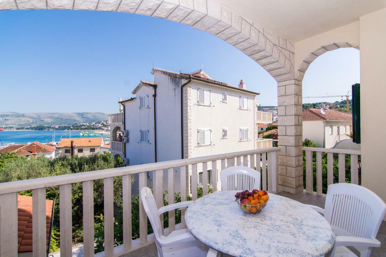 Apartmani Juric Trogir Ngoại thất bức ảnh