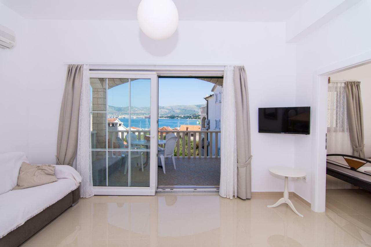 Apartmani Juric Trogir Ngoại thất bức ảnh