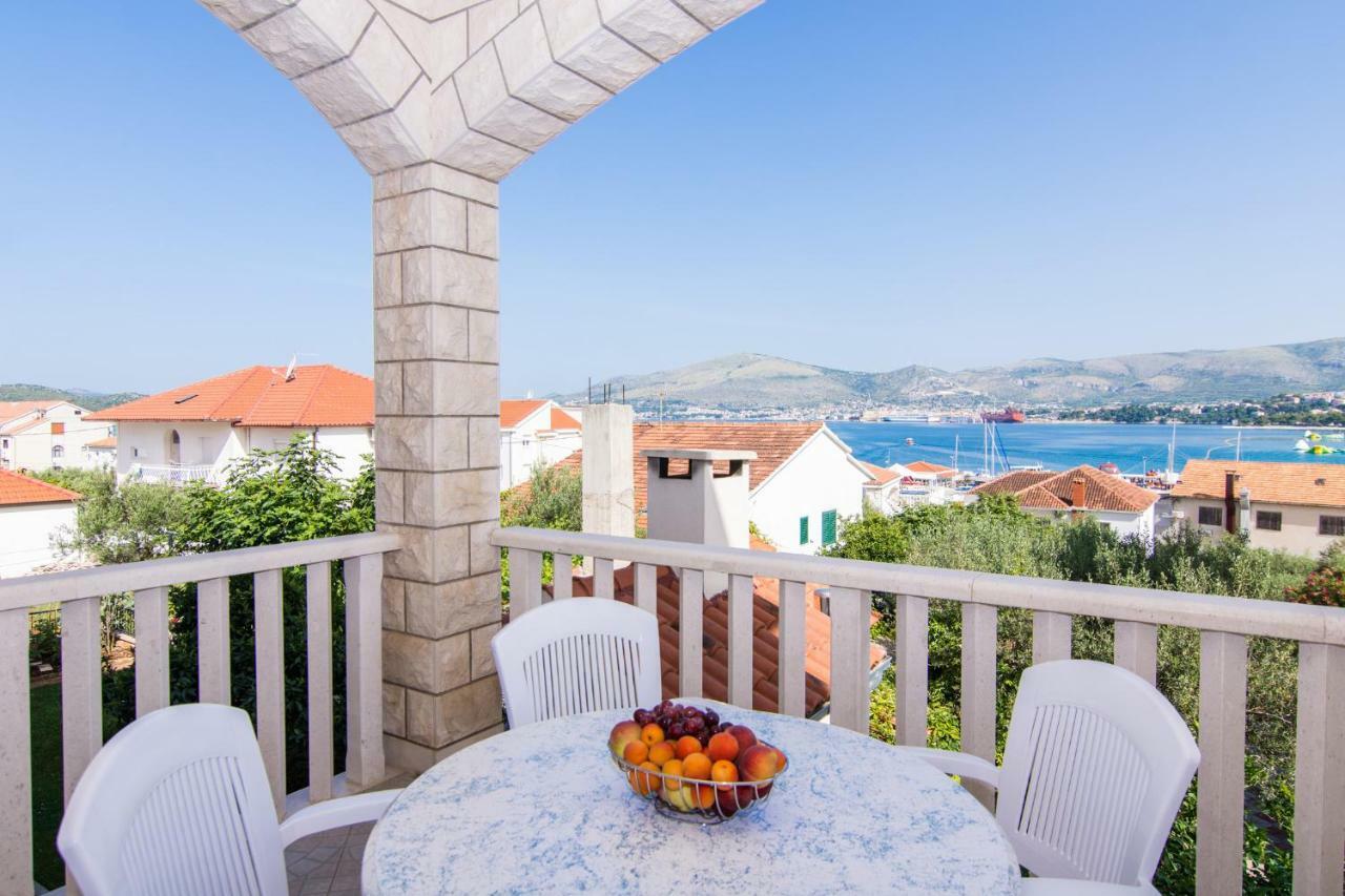 Apartmani Juric Trogir Ngoại thất bức ảnh