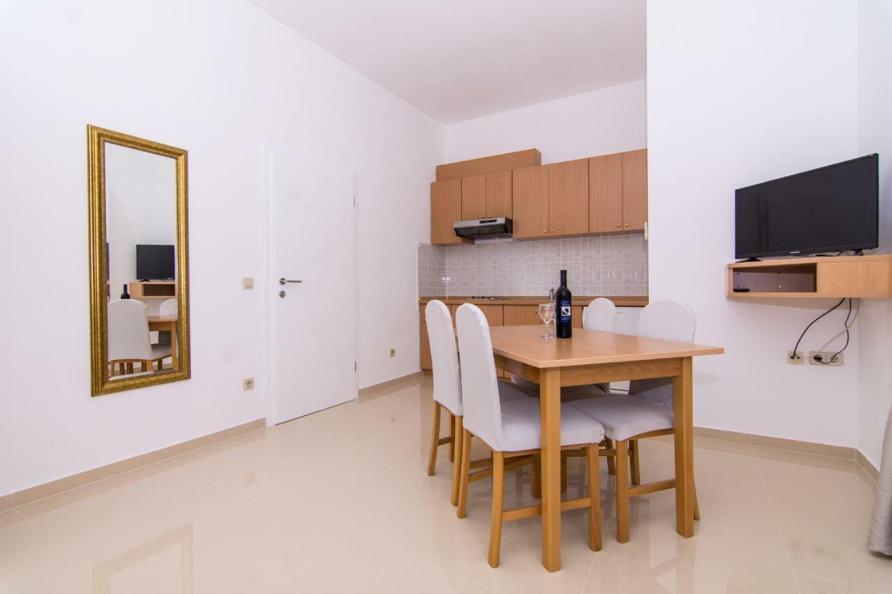 Apartmani Juric Trogir Ngoại thất bức ảnh
