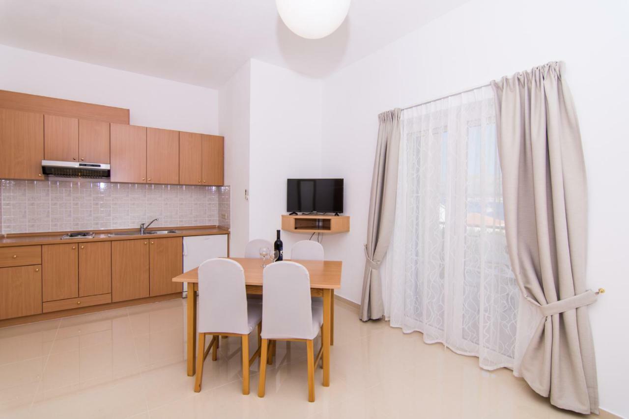 Apartmani Juric Trogir Ngoại thất bức ảnh