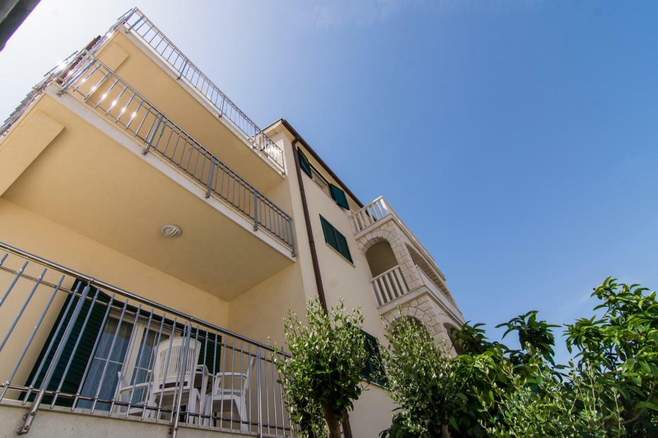 Apartmani Juric Trogir Ngoại thất bức ảnh