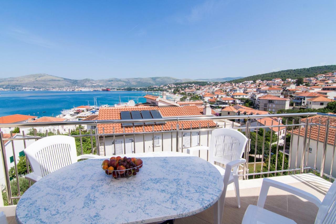 Apartmani Juric Trogir Ngoại thất bức ảnh