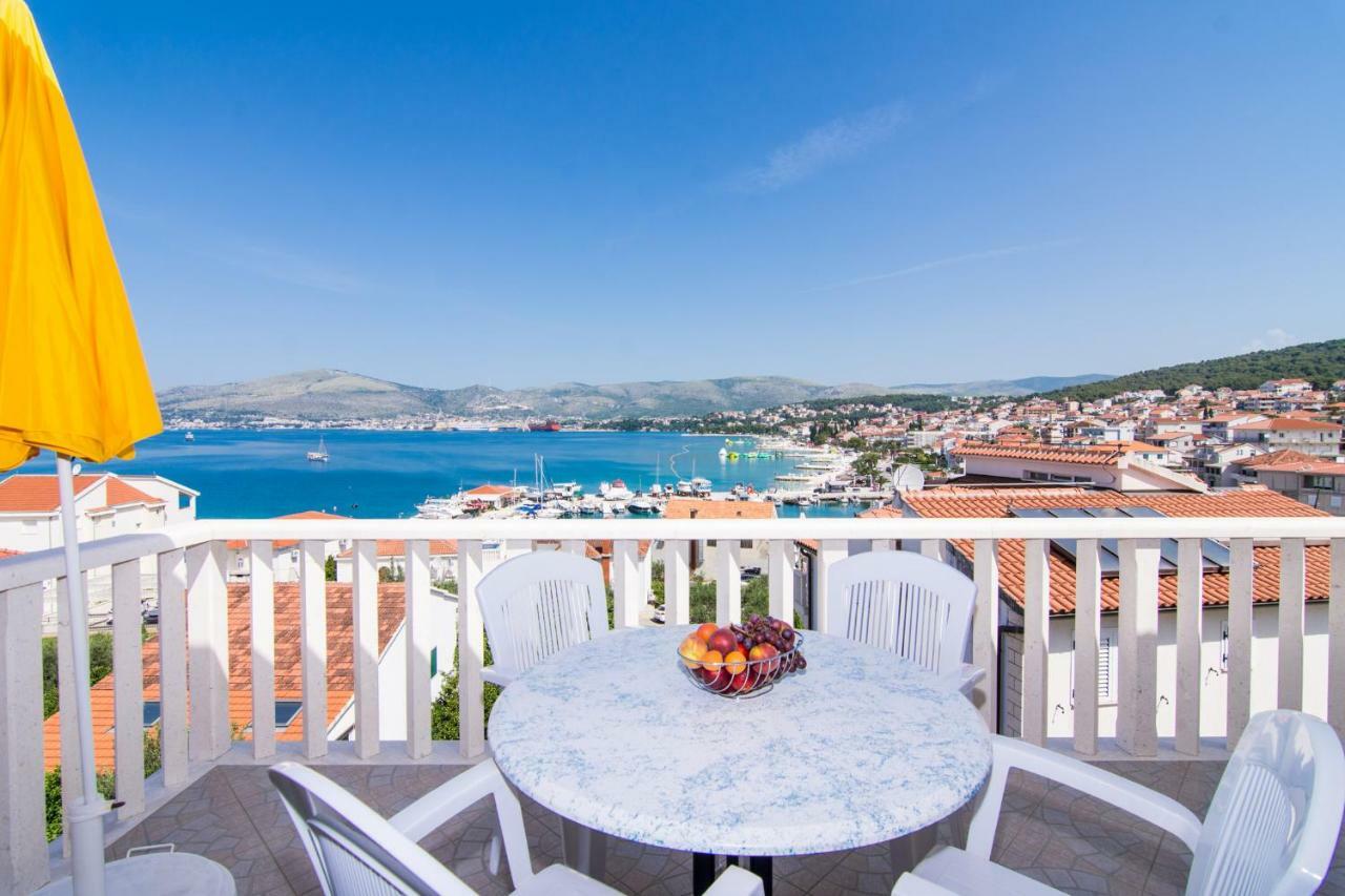 Apartmani Juric Trogir Ngoại thất bức ảnh